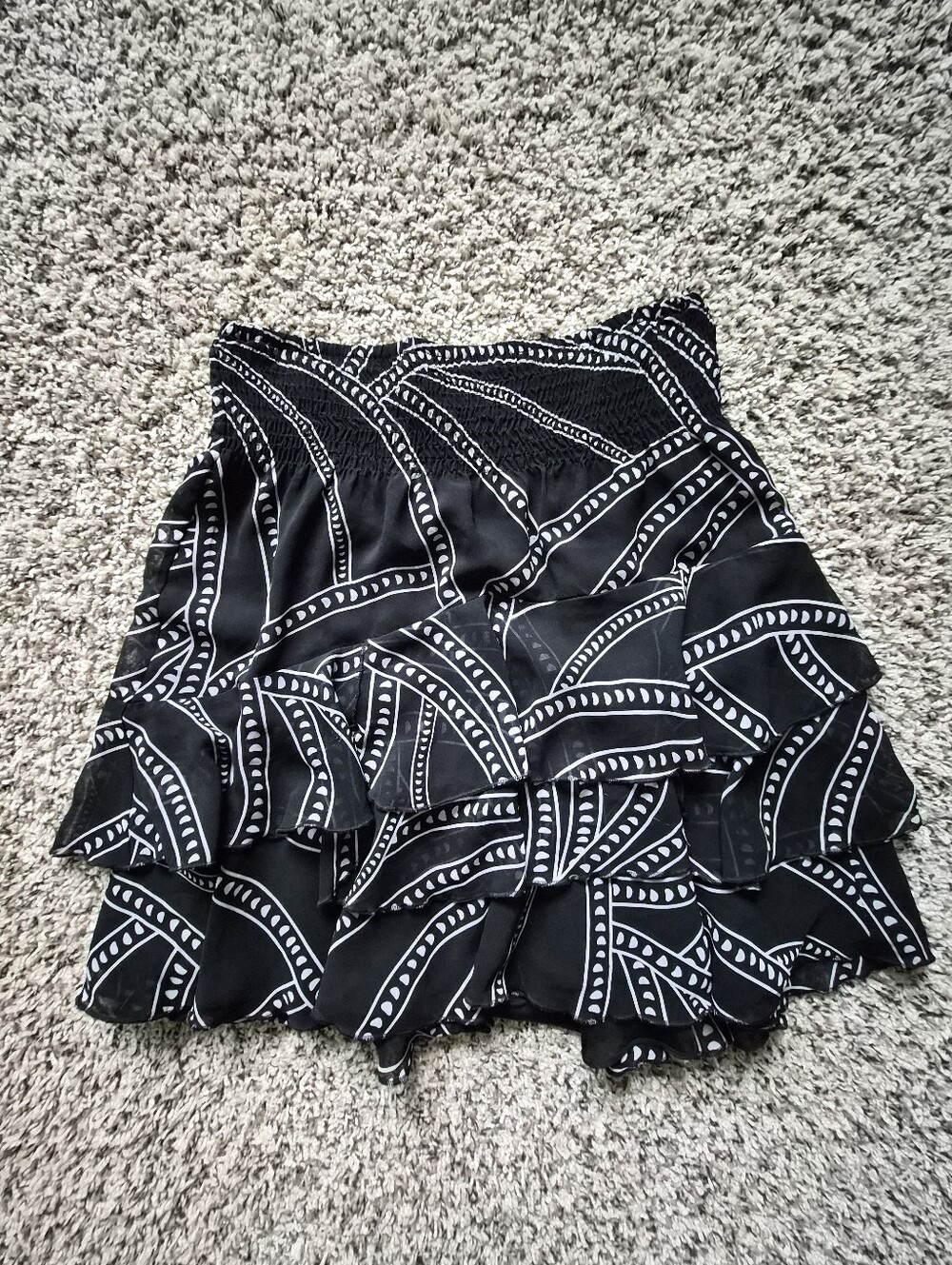 White House Black Market Patterned Tiered Flowy Skirt